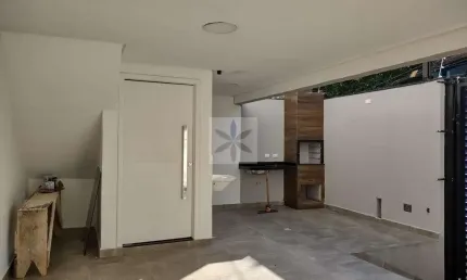 Casa com 2 quartos à venda na Rua Juquiá, Vila Eldízia, Santo André