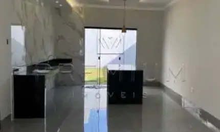 Casa com 3 quartos à venda no Jardim Europa, Uberlândia  por R$ 580.000