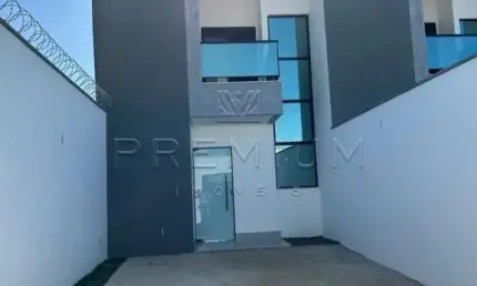 Casa com 3 quartos à venda no Novo Mundo, Uberlândia  por R$ 485.000
