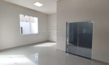 Casa com 3 quartos à venda no Novo Mundo, Uberlândia  por R$ 1.100.000