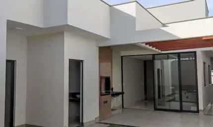 Casa com 3 quartos à venda no Alto Umuarama, Uberlândia  por R$ 930.000