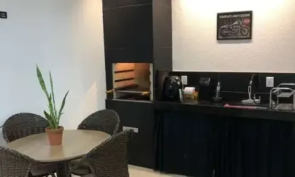 Casa com 2 quartos à venda no Novo Mundo, Uberlândia  por R$ 399.000