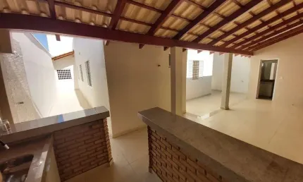 Casa com 3 quartos à venda no minas gerais, uberlândia  por r$ 567.000