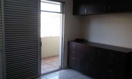 Apartamento com 3 quartos à venda no Lidice, Uberlândia  por R$ 400.000