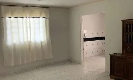 Casa com 2 quartos à venda no Custódio Pereira, Uberlândia  por R$ 390.000