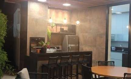 Casa em condomínio fechado com 4 quartos à venda no Grand Ville, Uberlândia  por R$ 1.780.000