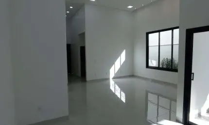Casa em condomínio fechado com 3 quartos à venda no jardim holanda, uberlândia  por r$ 820.000