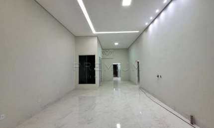 Casa com 3 quartos à venda no Novo Mundo, Uberlândia  por R$ 850.000