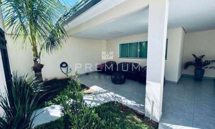 Casa com 4 quartos à venda no Jardim Patrícia, Uberlândia  por R$ 1.390.000