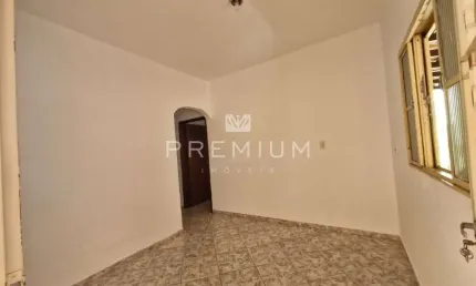 Casa com 3 quartos à venda em São Jorge, Uberlândia  por R$ 270.000
