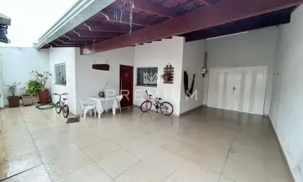 Casa com 3 quartos à venda no Jardim Brasília, Uberlândia  por R$ 475.000