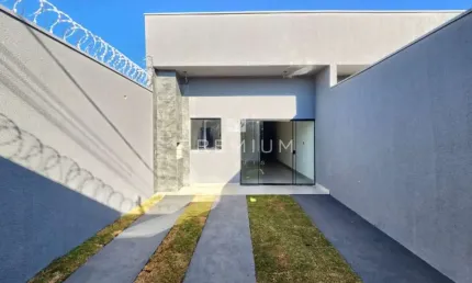 Casa com 2 quartos à venda em Laranjeiras, Uberlândia  por R$ 350.000