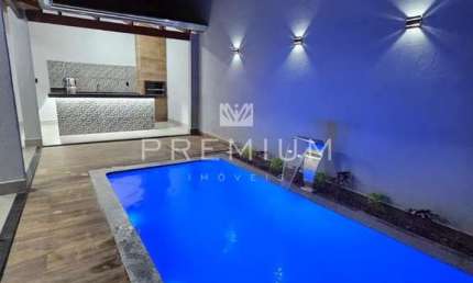 Casa com 3 quartos à venda no Jardim Brasília, Uberlândia  por R$ 650.000