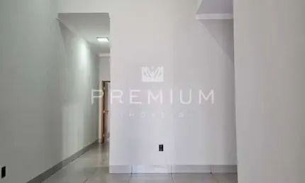 Casa com 2 quartos à venda no Jardim Brasília, Uberlândia  por R$ 330.000