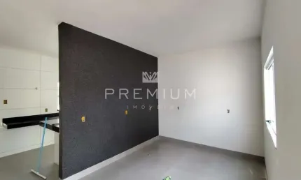 Casa com 2 quartos à venda em São Jorge, Uberlândia  por R$ 310.000