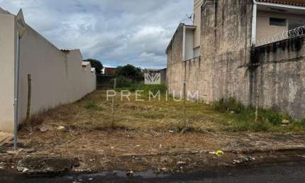 Terreno à venda no Custódio Pereira, Uberlândia  por R$ 280.000