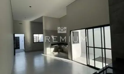 Casa com 3 quartos à venda no Novo Mundo, Uberlândia  por R$ 475.000