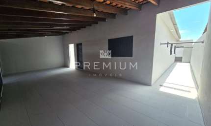 Casa com 3 quartos à venda no Jardim Brasília, Uberlândia  por R$ 400.000