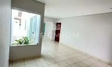 Casa com 3 quartos à venda no jardim karaíba, uberlândia  por r$ 1.150.000
