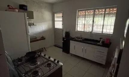 Casa com 3 quartos à venda na Rua Parvati, 68, Jardim São Luís, São Paulo por R$ 370.000