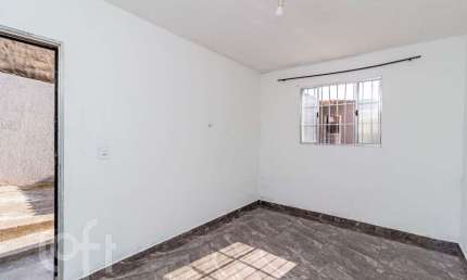 Casa com 4 quartos à venda na Rua Jabiru, 14, Vila Curuçá, São Paulo por R$ 415.000