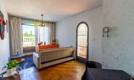 Casa com 3 quartos à venda na Rua Doutor Epaminondas Barra, 112, Campo Grande, São Paulo por R$ 680.000