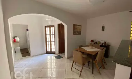 Casa com 3 quartos à venda na rua capitania de itamaracá, 677, itaquera, são paulo por r$ 750.000