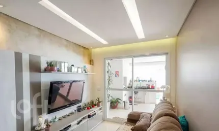 Apartamento com 3 quartos à venda na Rua Jaboticabal, 554, Água Rasa, São Paulo por R$ 1.300.000