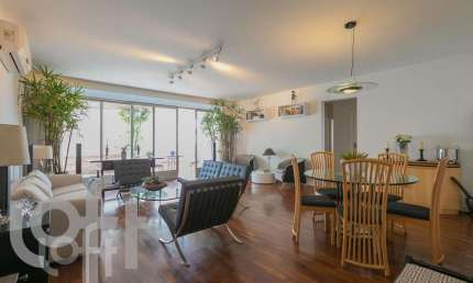 Apartamento com 4 quartos à venda na Rua Crítios, 46, Vila Sônia, São Paulo por R$ 800.000