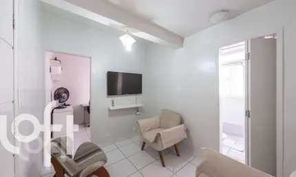 Apartamento com 1 quarto à venda na Rua Almeida Torres, 88, Liberdade, São Paulo por R$ 320.000