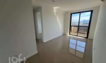 Apartamento com 2 quartos à venda na ana silva, 272, pechincha, rio de janeiro por r$ 324.000