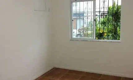 Apartamento com 2 quartos à venda na Rua das Rosas, 51, Vila Valqueire, Rio de Janeiro por R$ 279.000