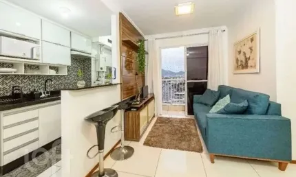 Apartamento com 3 quartos à venda na Avenida Dom Hélder Câmara, 3152, Del Castilho, Rio de Janeiro por R$ 359.000