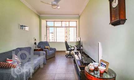 Apartamento com 2 quartos à venda na Rua Pedro Américo, 244, Catete, Rio de Janeiro por R$ 600.000