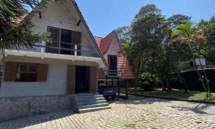 Casa com 5 dormitórios à venda, 200 m² por R$ 1.060.000,00 - Condomínio Arujazinho I, II e III - Arujá/SP