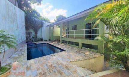 Casa com 5 dormitórios à venda, 300 m² por R$ 1.600.000,00 - Condomínio Arujá Country Club - Arujá/SP