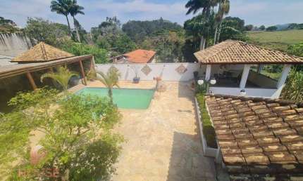 Casa com 3 dormitórios à venda, 850 m² por R$ 1.590.000 - Condomínio Mont Clair - Santa Isabel/SP