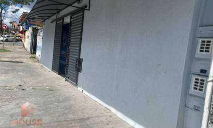 Salão para alugar, 130 m² por R$ 4.500,00/mês - Centro - Arujá/SP