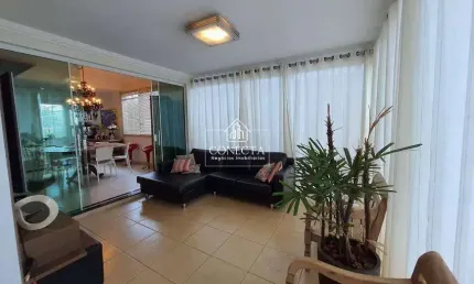 Casa com 4 quartos à venda no Jardim Karaíba, Uberlândia 