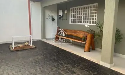 Casa com 3 quartos à venda no Presidente Roosevelt, Uberlândia 