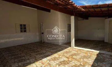Casa com 3 quartos à venda na Cidade Jardim, Uberlândia 