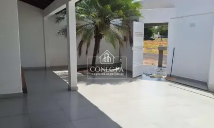 Casa com 3 quartos à venda na Cidade Jardim, Uberlândia 