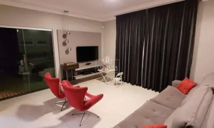 Casa com 3 quartos à venda na Cidade Jardim, Uberlândia 