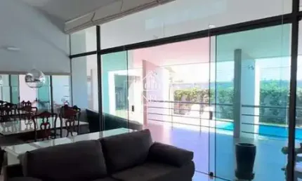 Casa com 3 quartos à venda no Jardim Karaíba, Uberlândia 
