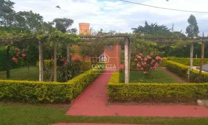 Chácara / sítio com 4 quartos à venda no Jockey Camping, Uberlândia 