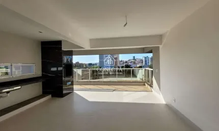 Lindo apartamento com 3 suítes, alto padrão, ao lado do praia clube
