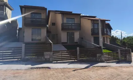 Casa com 3 quartos à venda na Rua João Affonso Firmino, 70, Serraria, São José