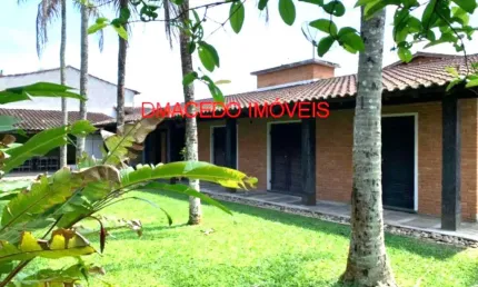 Casa em condomínio fechado com 3 quartos à venda na rua mar virado, 225, praia da lagoinha, ubatuba por r$ 2.800.000