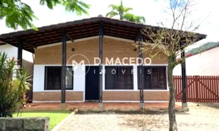 Casa em condomínio fechado com 7 quartos à venda na rua mar virado, 126, praia da lagoinha, ubatuba por r$ 3.600.000