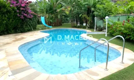 Casa de luxo à venda em condomínio na praia domingas dias, ubatuba-sp: 6 quartos, 2 suítes, 3 salas, 4 banheiros, 8 vagas, 381m².